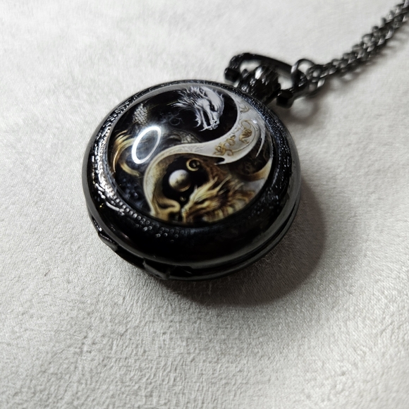 Black Silver Dragon Pocket Watch - Picture 5 of 11